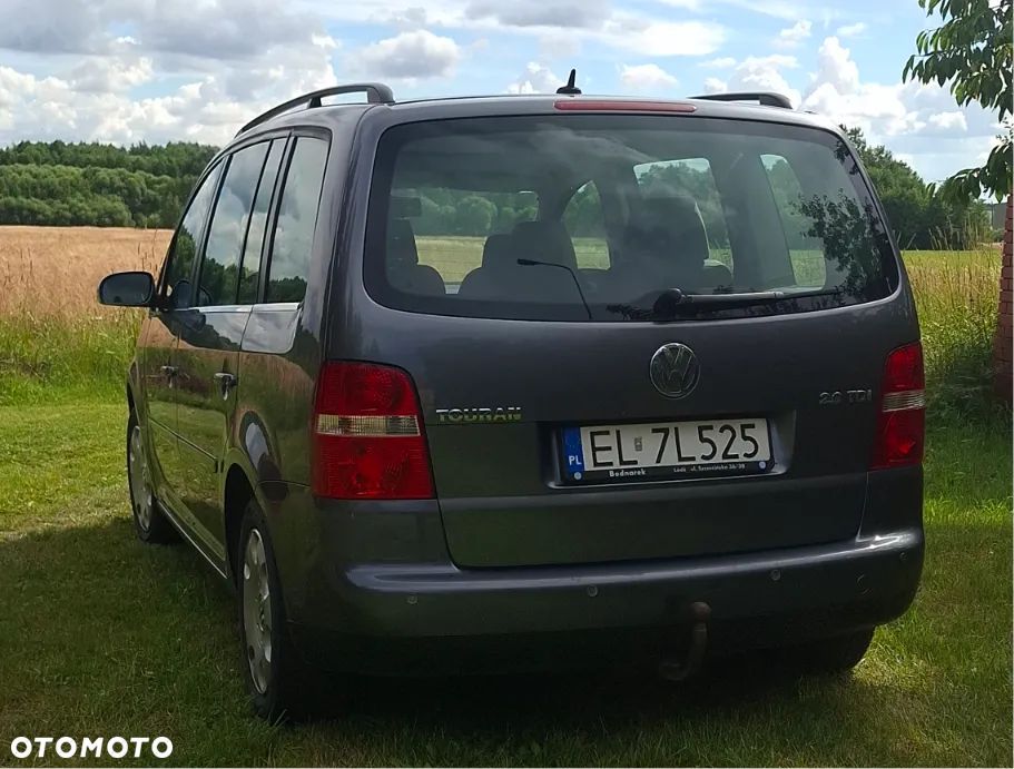 Volkswagen Touran 2.0 TDI DPF Trendline - 3