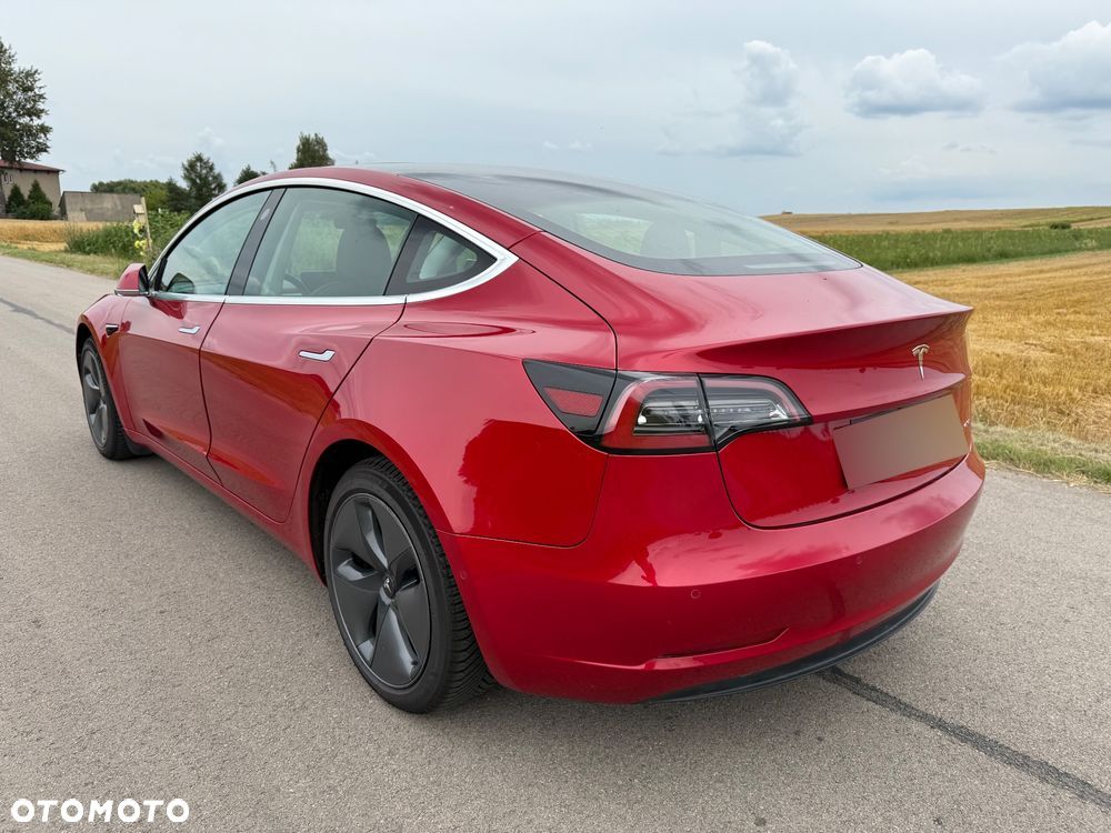 Tesla Model 3 Langstreckenbatterie Allradantrieb Dual Motor - 13
