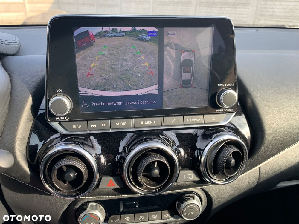 Nissan Juke 1.6 4AMT Premiere Edition - 33
