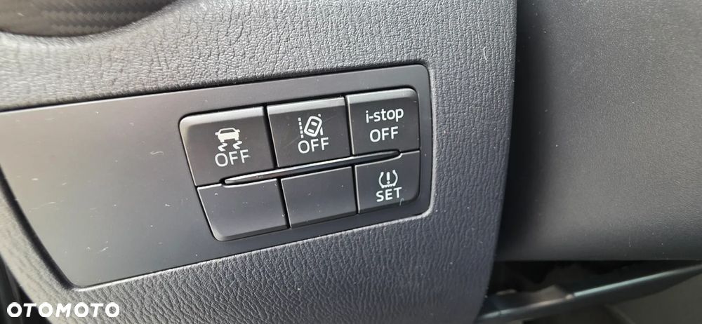 Mazda 2 SKYACTIV-G 90 Exclusive-Line - 38
