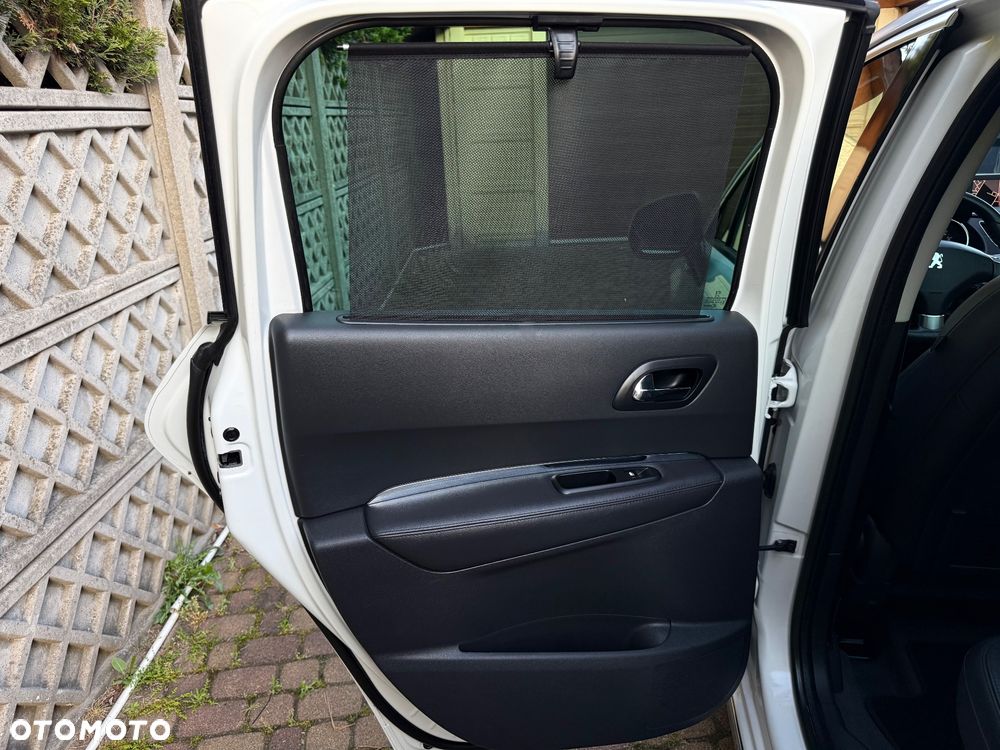 Peugeot 3008 HDi 150 Allure - 10