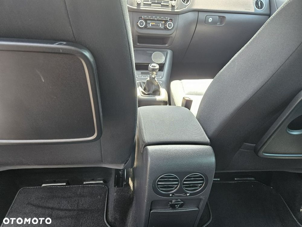 Volkswagen Golf Plus - 18