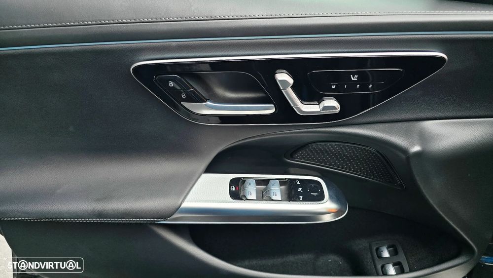 Mercedes-Benz E 300 - 15