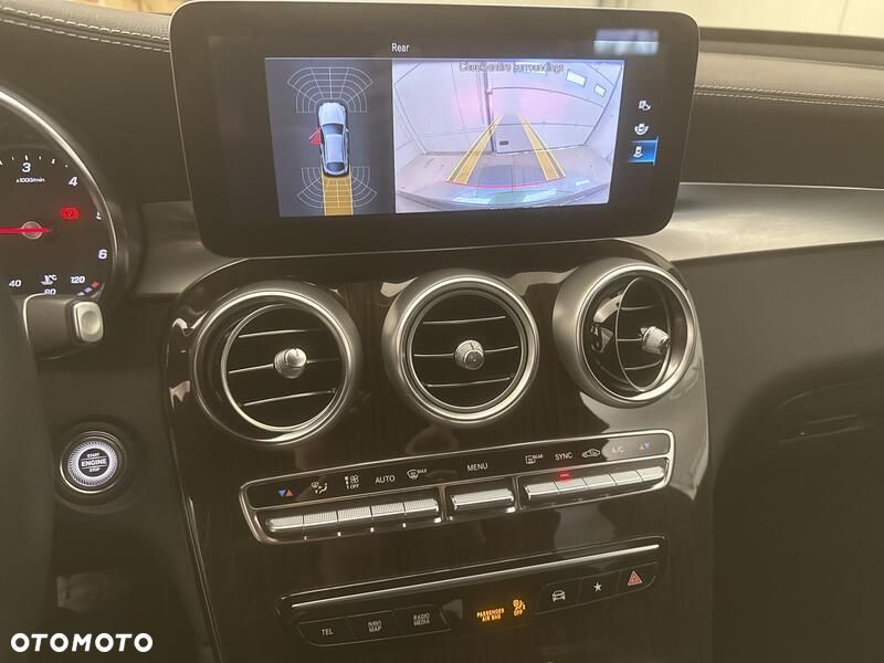 Mercedes-Benz GLC 220 d 4-Matic - 17