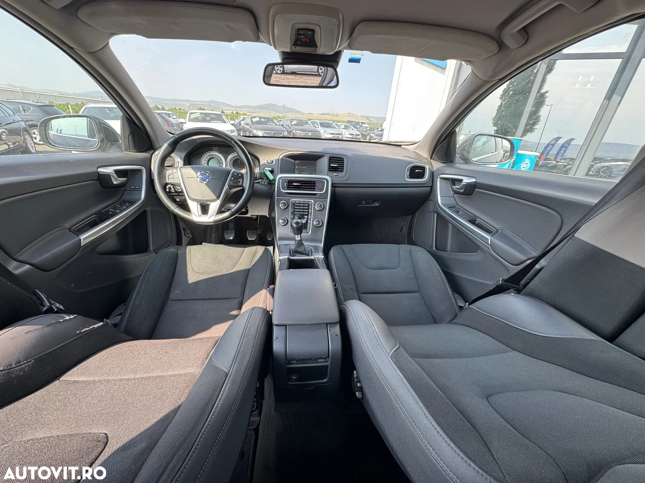 Volvo S60 D3 Start-Stop Momentum - 28
