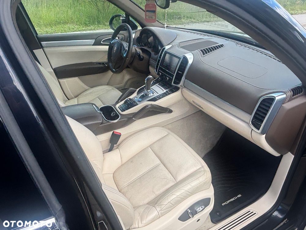 Porsche Cayenne Diesel Platinum Edition - 9