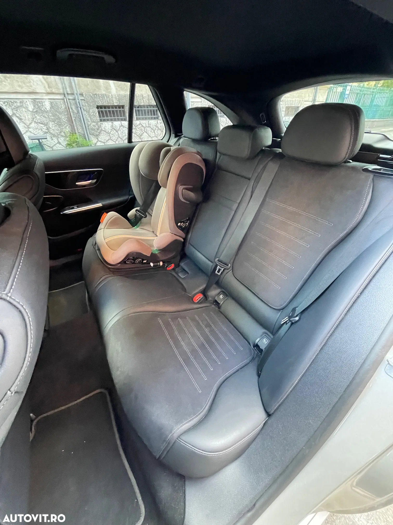 Mercedes-Benz C 300 e 9G-TRONIC AMG Line - 7