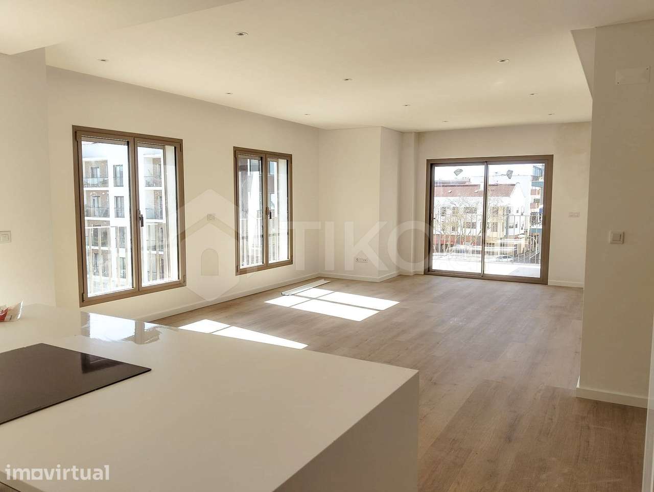 Apartamento T3 + 1 DUPLEX  com garagem/BOX  e arrumos à venda em Monti - Grande imagem: 2/31