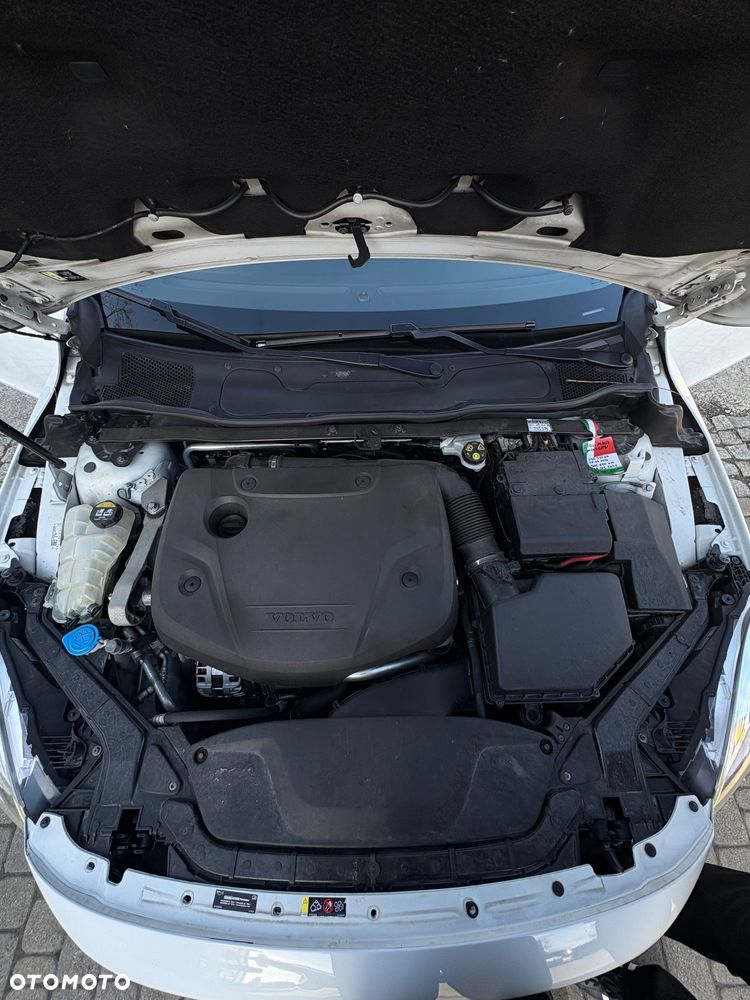 Volvo V40 D3 Geartronic Inscription - 21