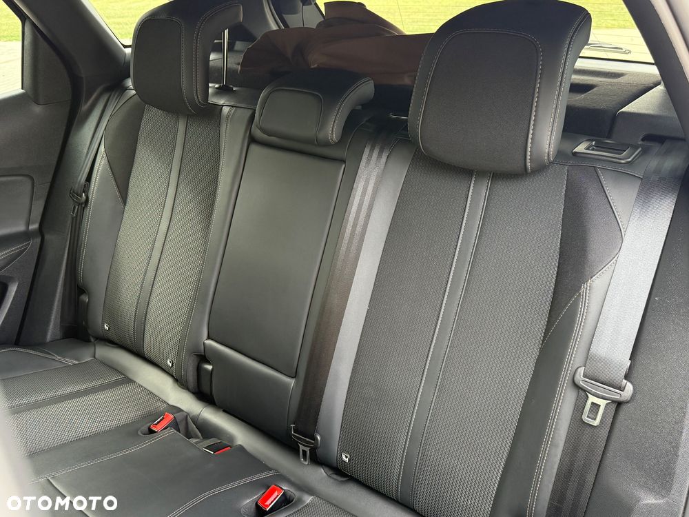Peugeot 3008 225 e-EAT8 GT - 20