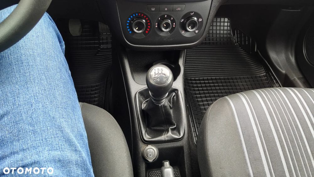 Fiat Punto Evo 1.4 8V Racing - 17