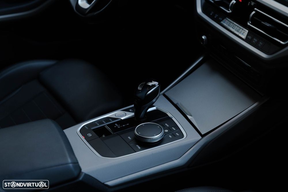 BMW 320 e Corporate Edition Auto - 24
