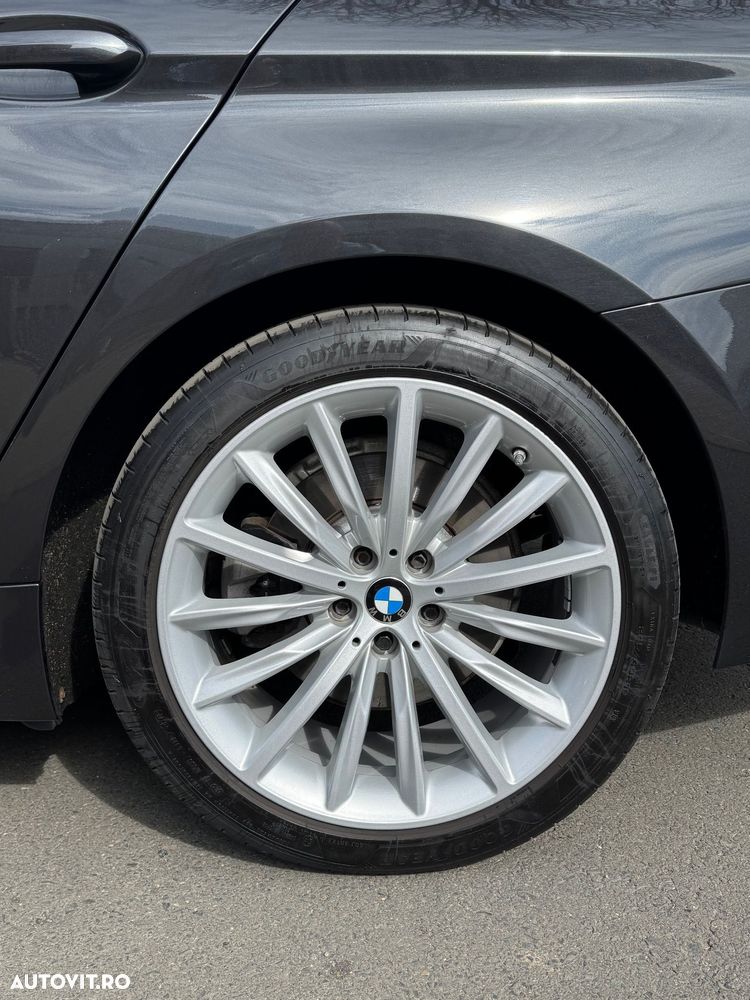 BMW Seria 5 520d xDrive Aut. Luxury Line - 18