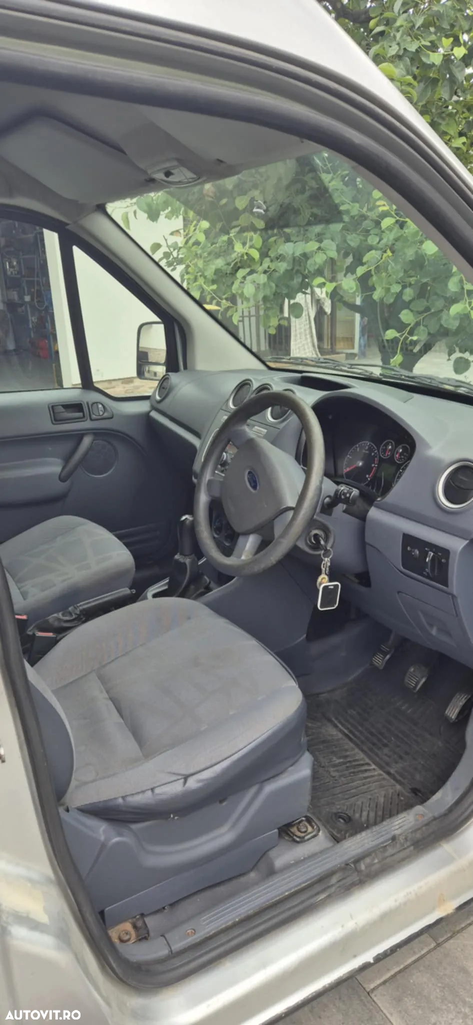 Ford Transit Connect - 4