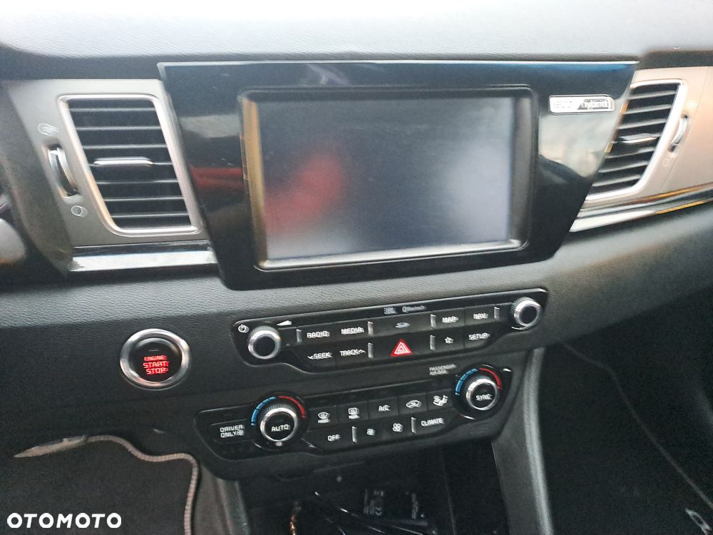 Kia Niro 1.6 GDI HEV 2WD OPF Vision - 12