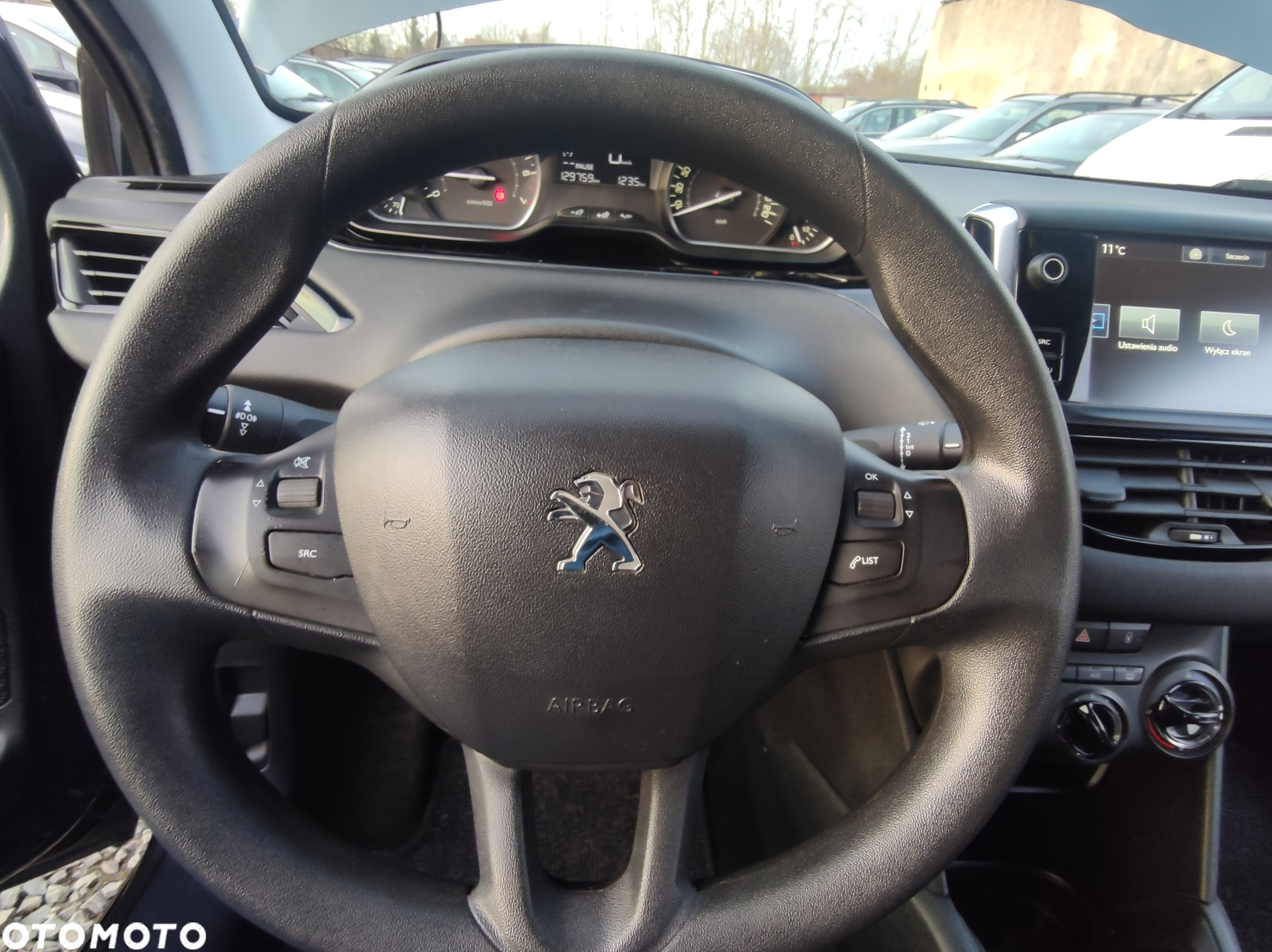 Peugeot 208 1.2 PureTech Allure - 17