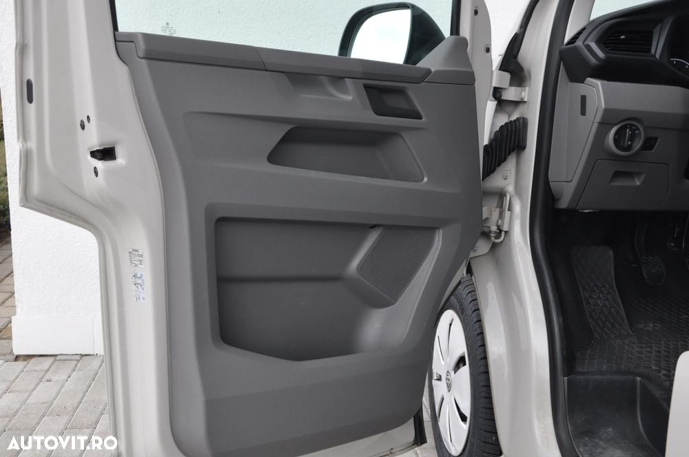 Volkswagen Transporter - 9