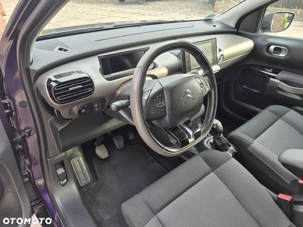 Citroën C4 Cactus 1.2 PureTech Shine Edition S&S - 24
