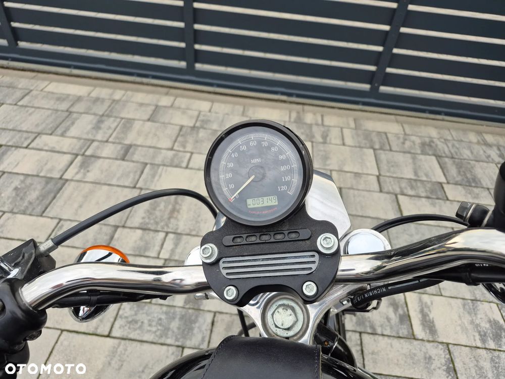 Harley-Davidson Sportster Low 883L - 6