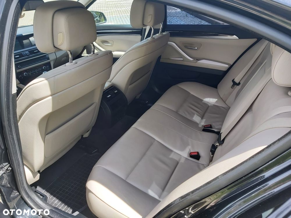 BMW Seria 5 520d Special Edition - 35