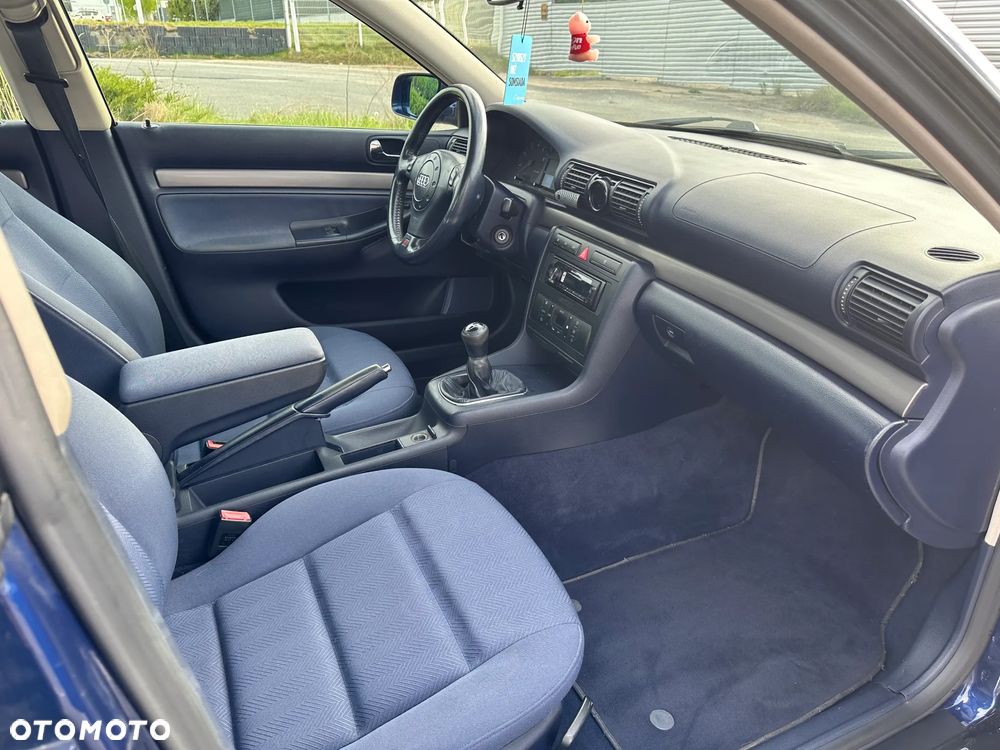 Audi A4 Limousine 1.8T - 15