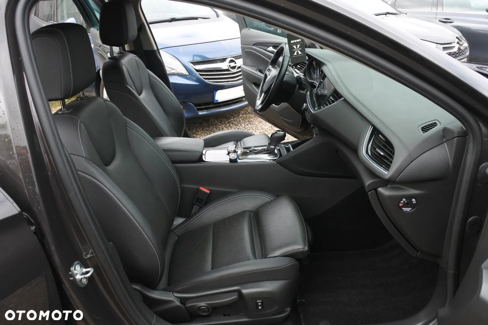 Opel Insignia 2.0 CDTI Business Elegance S&S - 6