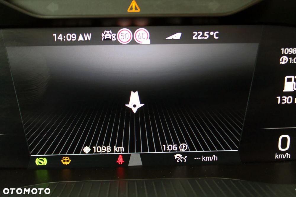 Skoda Karoq 2.0 TDI SCR 4x4 Style DSG - 23