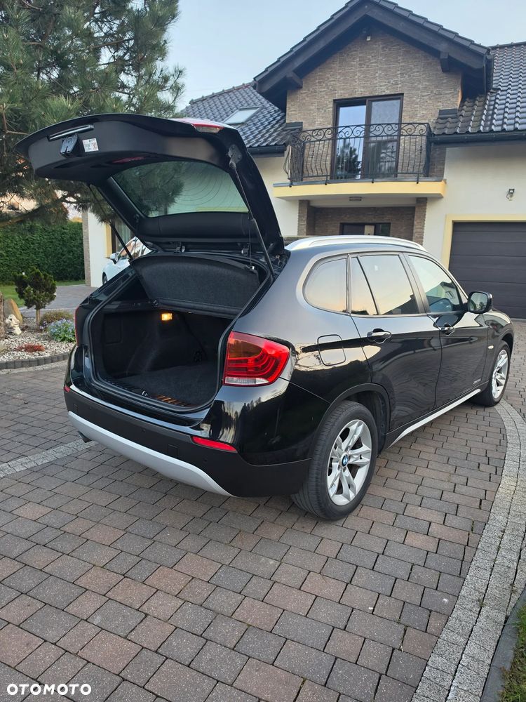 BMW X1 xDrive18d - 14