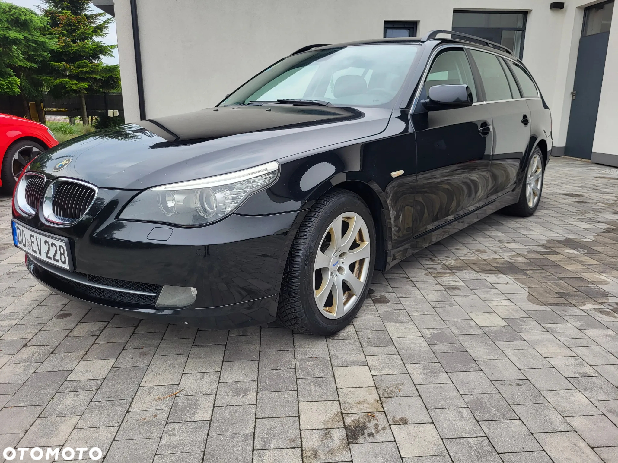 BMW Seria 5 525d Touring - 10