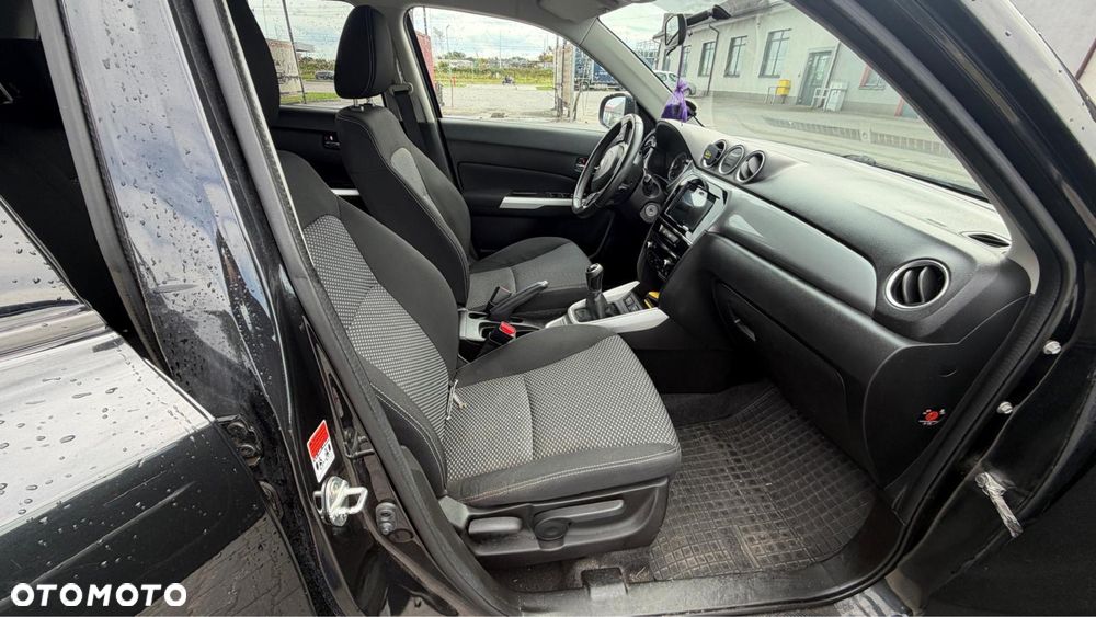 Suzuki Vitara - 6