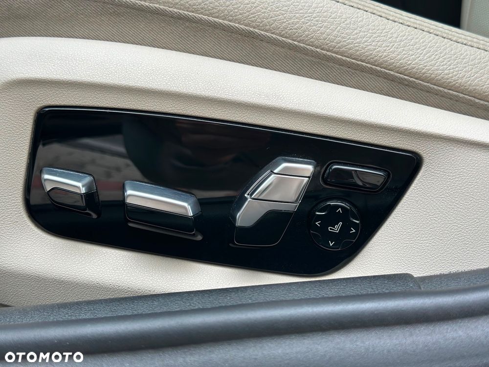 BMW Seria 5 530i GPF M Sport sport - 26