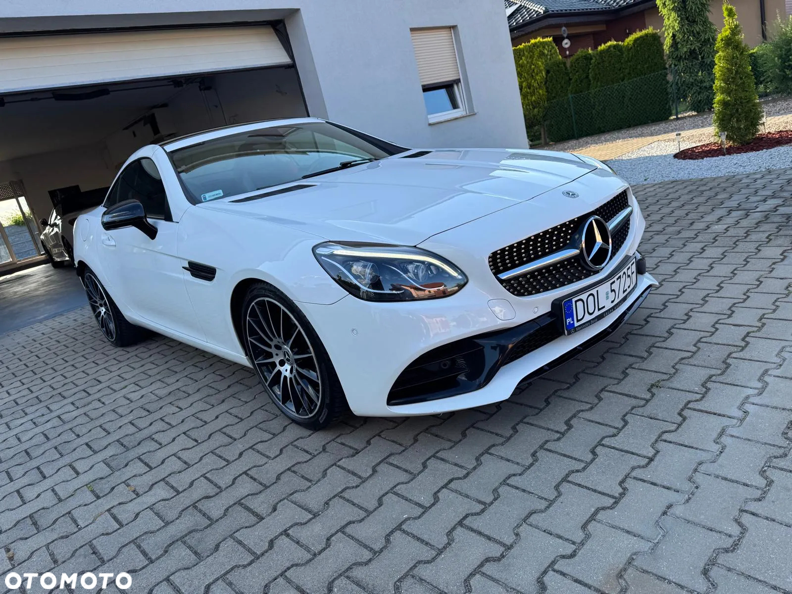 Mercedes-Benz SLC 200 9G-Tronic - 2