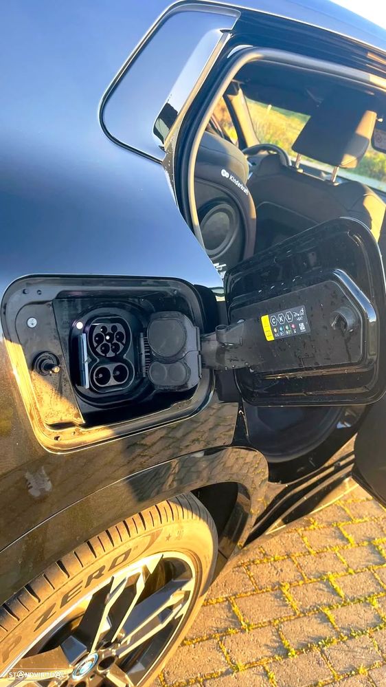 BMW iX2 eDrive20 Pack Desportivo M Pro - 29