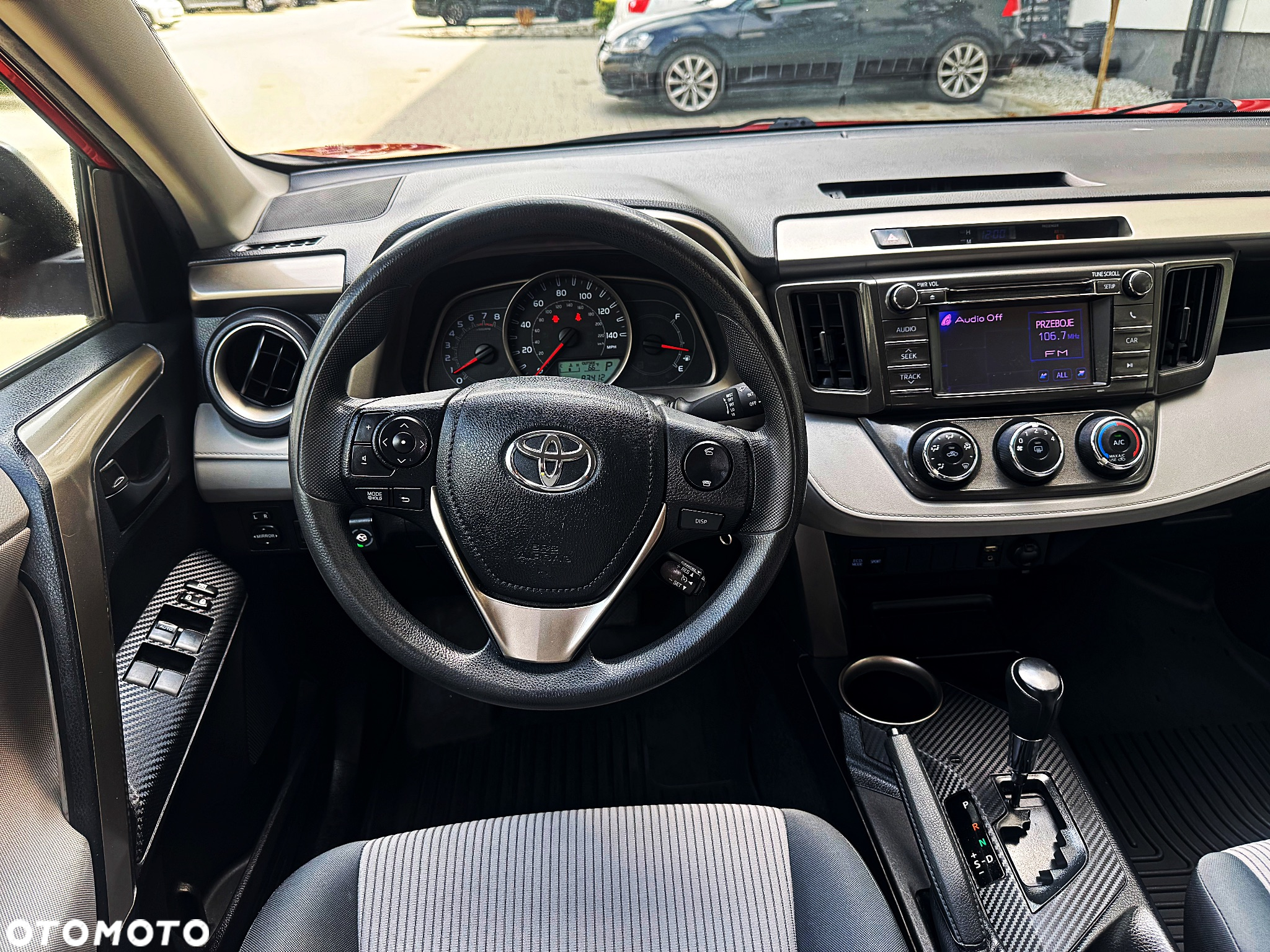 Toyota RAV4 - 32
