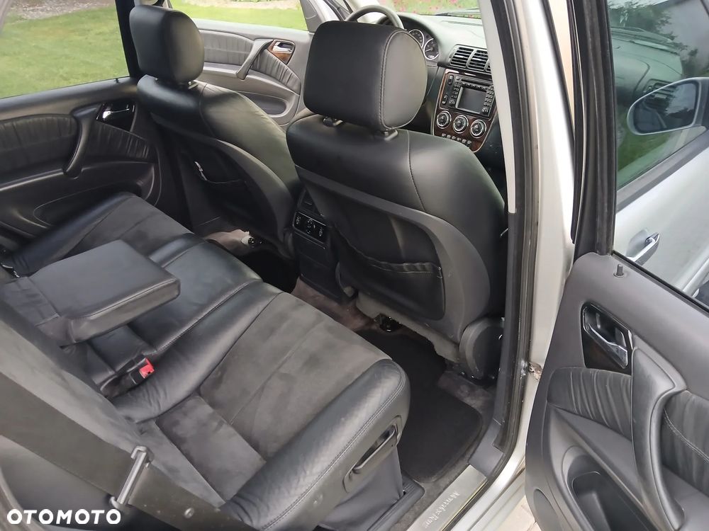Mercedes-Benz ML - 14