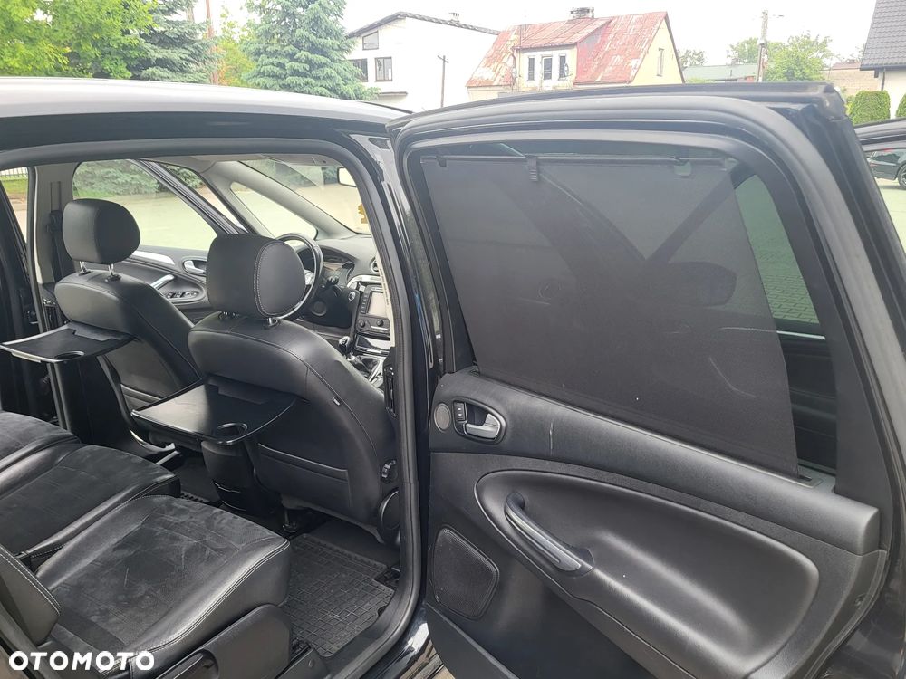 Ford S-Max 2.0 T Titanium - 19