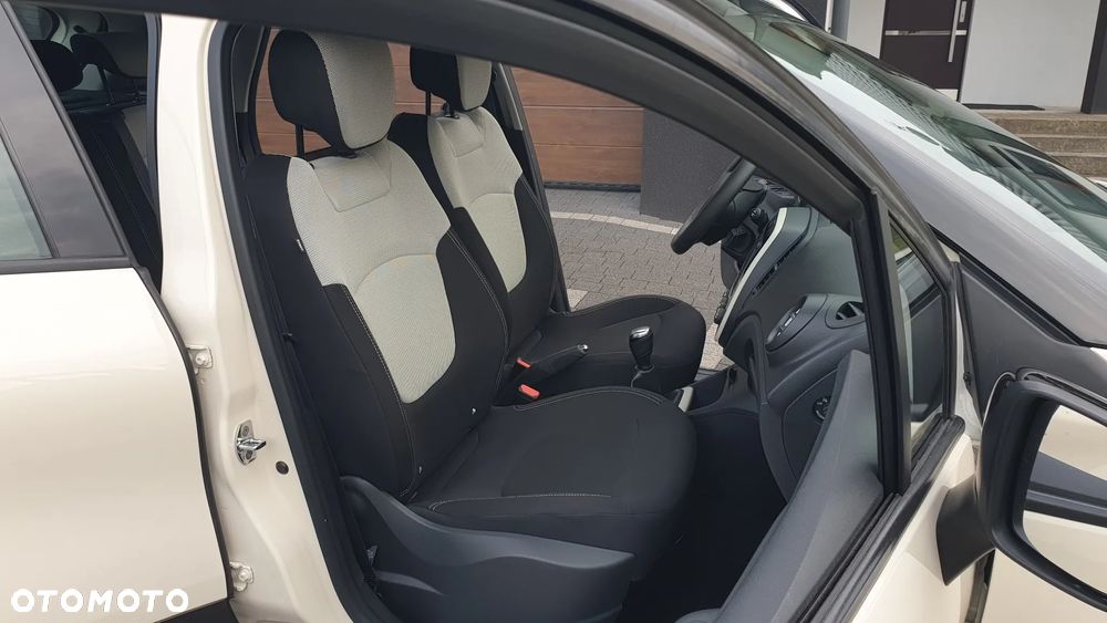 Renault Captur - 25