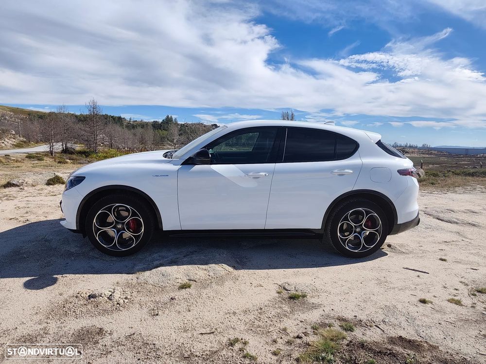 Alfa Romeo Stelvio 2.0 T Veloce TI Q4 AT8 — photo 3