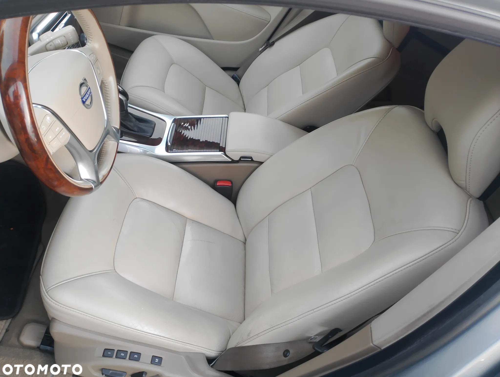 Volvo V70 T6 AWD Summum - 12