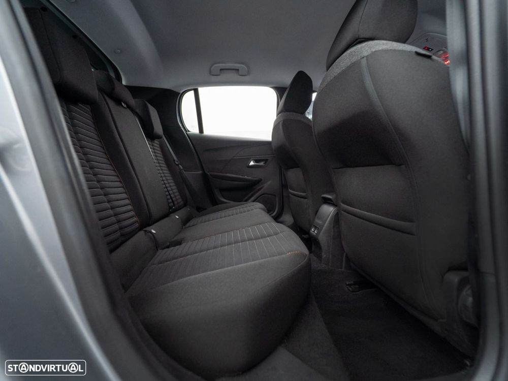 Peugeot e-208 50 kWh Active Pack — fotografia 40