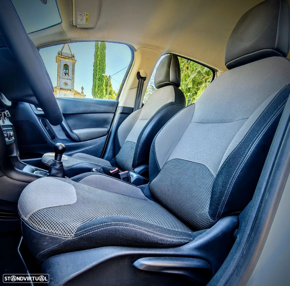 Citroën C3 1.2 VTi Exclusive - 17