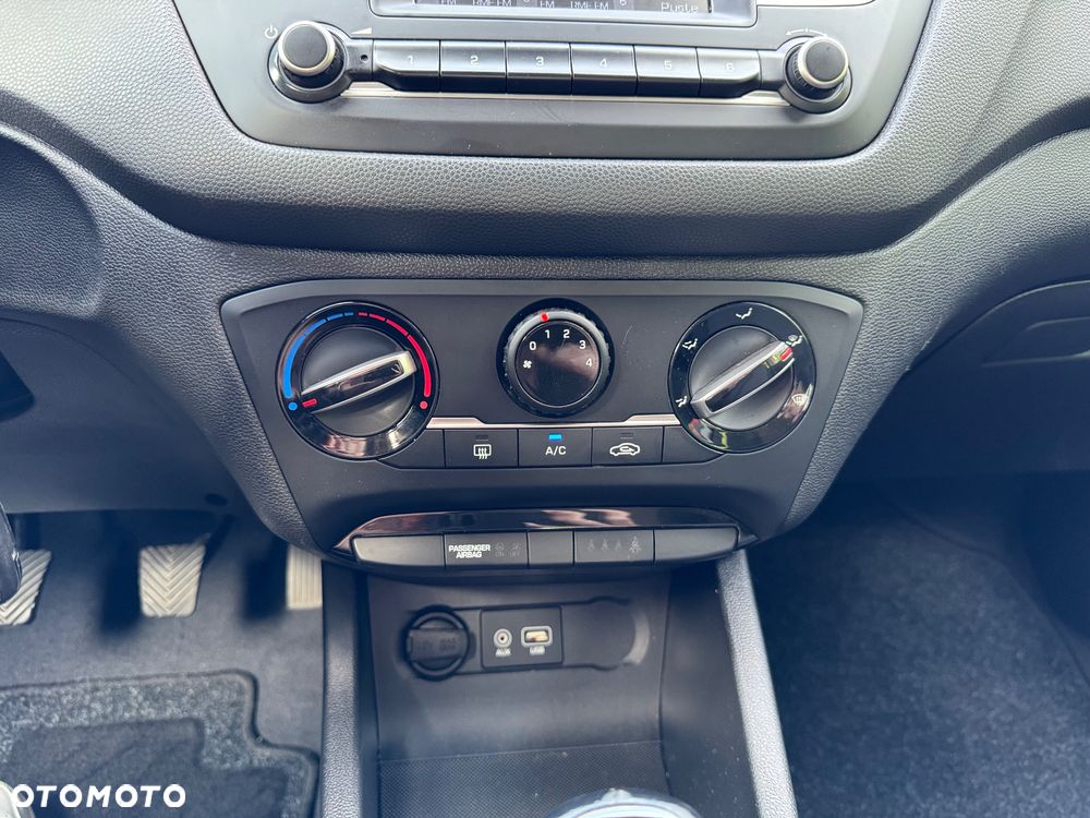 Hyundai i20 1.2 Trend - 20
