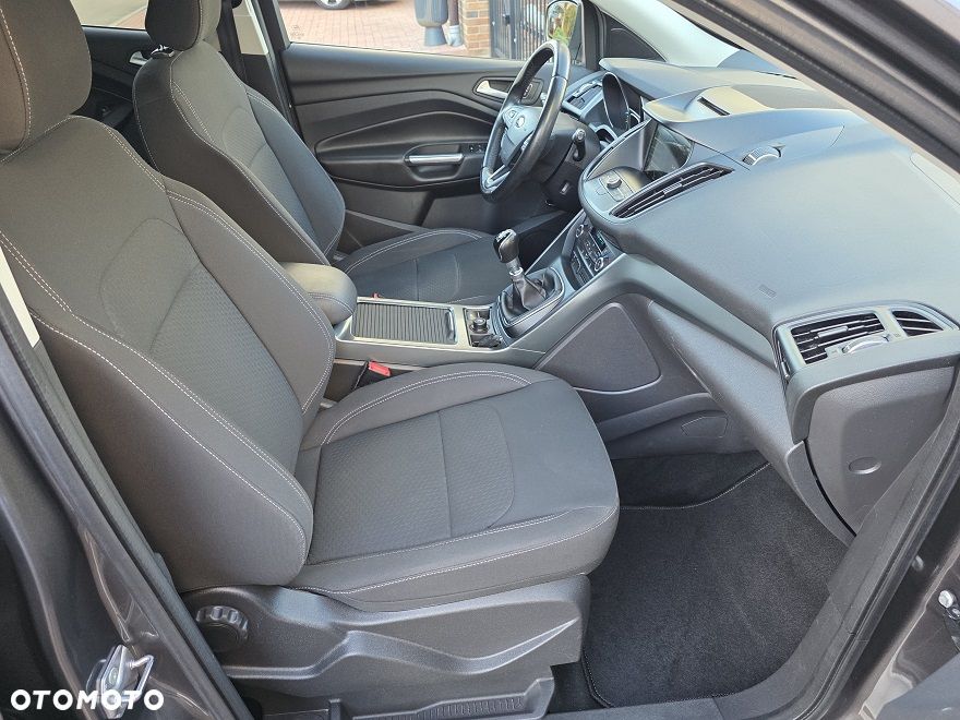 Ford Kuga 1.5 EcoBoost FWD Titanium ASS - 19