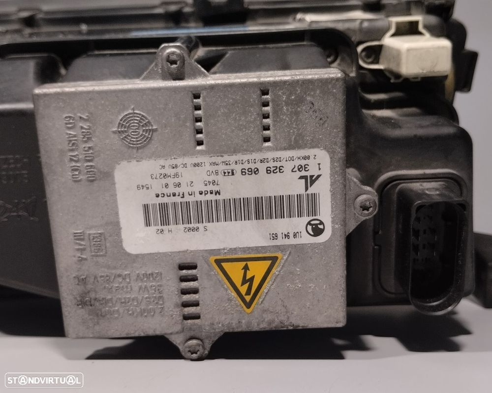 FAROL DIREITO SKODA OCTAVIA I 2001 - 1