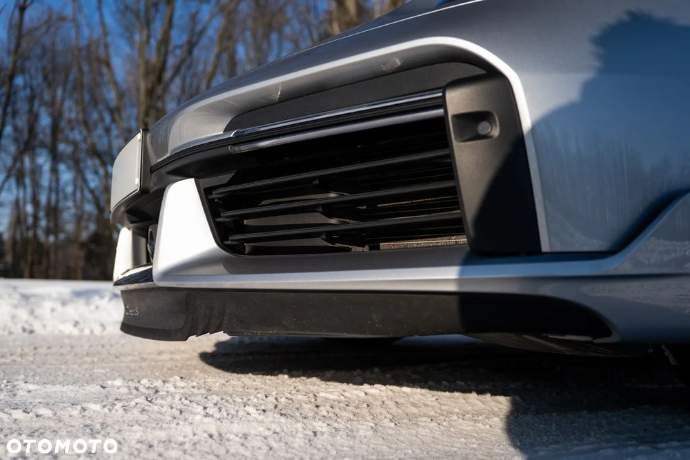 Porsche 911 Turbo S - 16