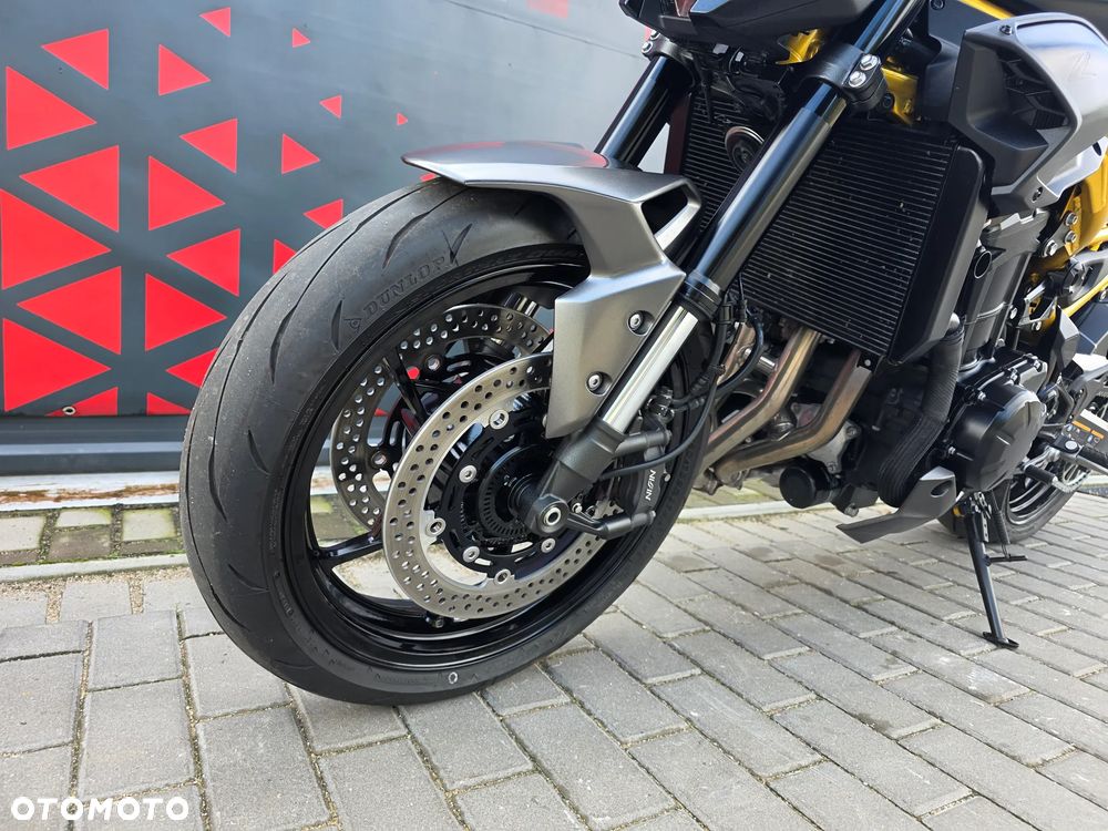Kawasaki Z 900 - 14