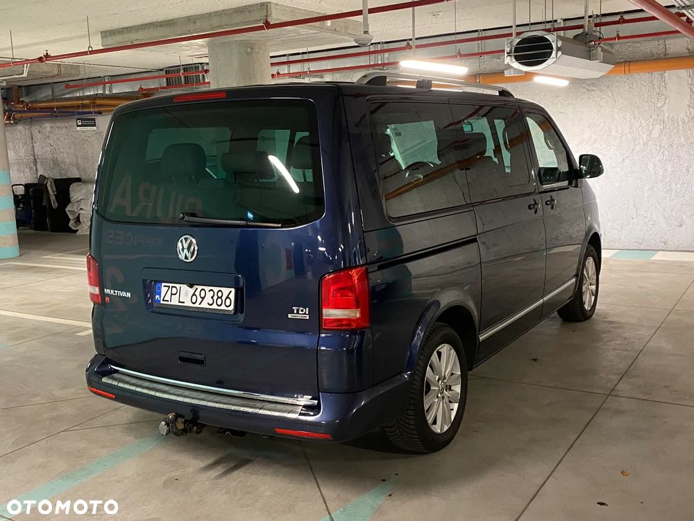 Volkswagen Multivan - 7
