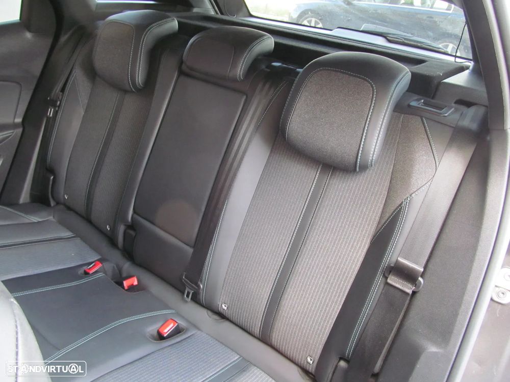 Peugeot 3008 225 e-EAT8 Allure Pack - 7