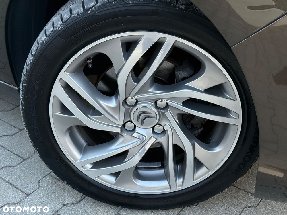 Citroën C4 VTi 120 Exclusive - 15