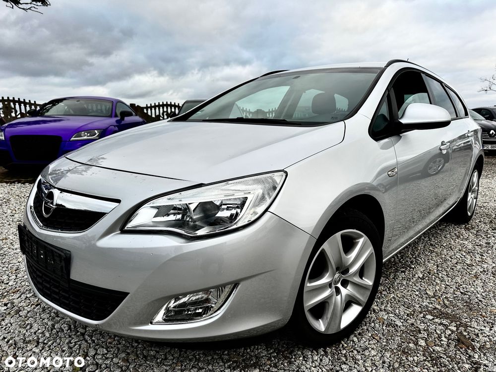Opel Astra 1.4 Turbo - 1